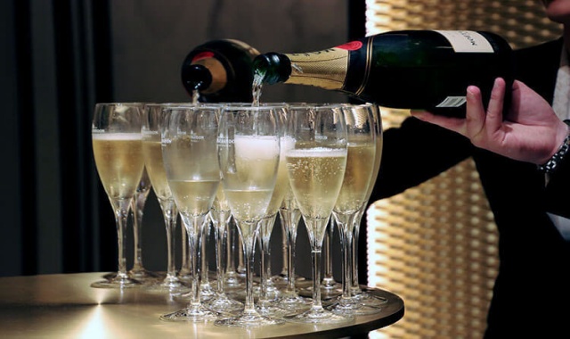 [톡투유] 프랑스 1박2일 - 샴페인 투어 & 룩셈부르크, 라발레 아울렛 쇼핑