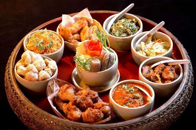 치앙마이 쿰 칸똑 레스토랑