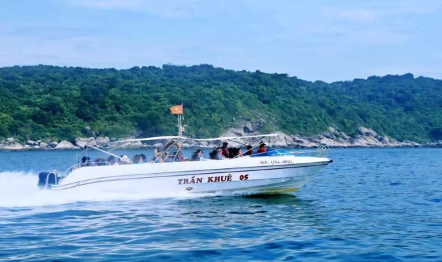 [다낭고스트] 다낭 참섬 해적 호핑 투어 (무제한 맥주 & 디제잉 파티)