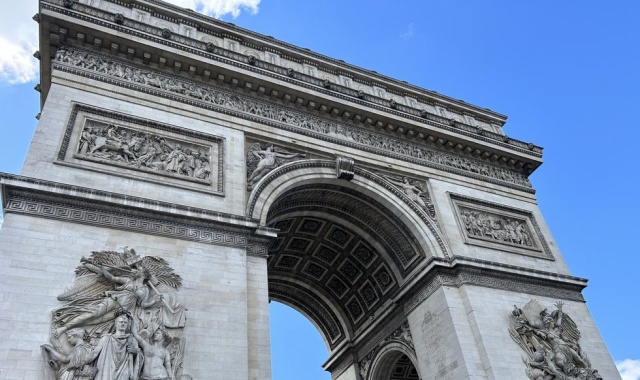 [파리모먼트] 프라이빗 효도 투어! 3대가 함께하는 파리 시내 원데이 맞춤 투어