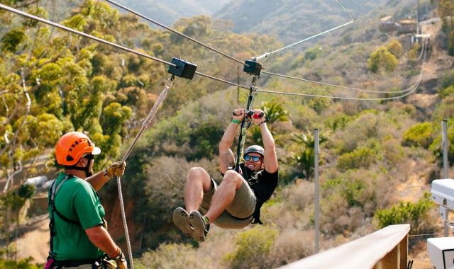 Catalina Island: Zipline Eco Tour