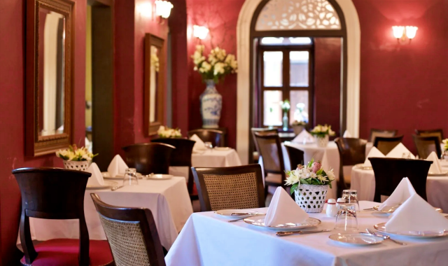 방콕 프라야 팔라조 호텔 프라야 다이닝 - 미쉐린 가이드