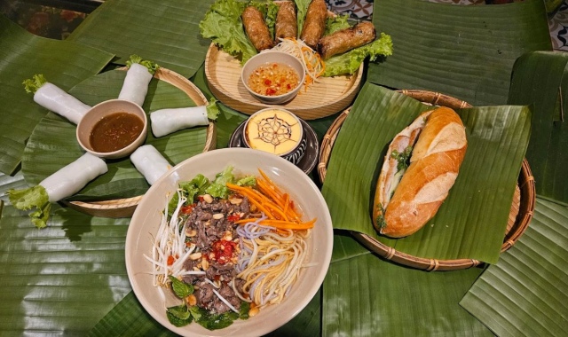 하노이 지프 시티 반일 투어 (오전 / 오후 / 선셋 투어 선택 가능)