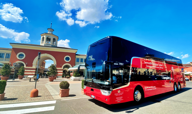 밀라노 세라발레 디자이너 아울렛 왕복 셔틀버스 티켓 (WAUG Exclusive)