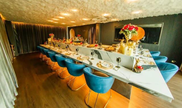 방콕 W 오마카세 프라딧 마누탐 레스토랑