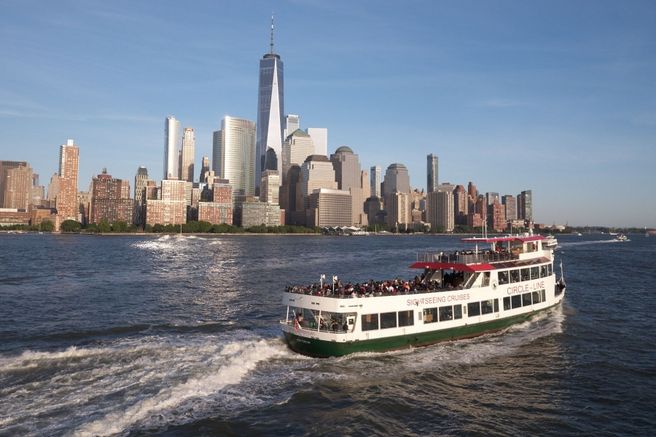 New York: Statue of Liberty Landmark Cruise