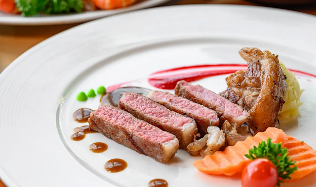 방콕 바이욕 스카이 76/78층 뷔페 레스토랑