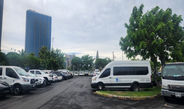Hawaii: Honolulu Cruise Transfer – Round-Trip Hotel Shuttle Service