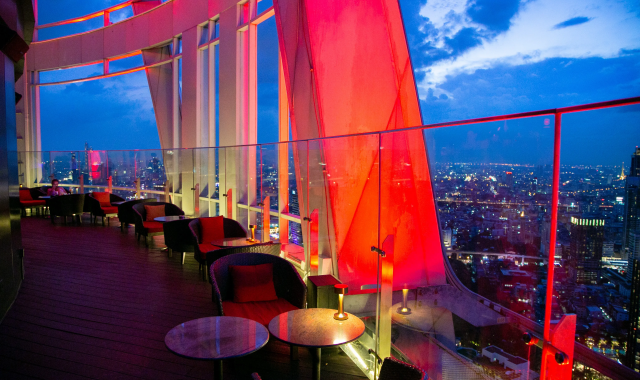 방콕 센타라 그랜드 앳 센트럴월드 호텔 레드 스카이 루프탑 & 56층 바