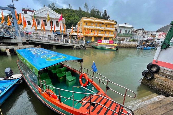 Tai O Boat Trip Ticket in Hong Kong