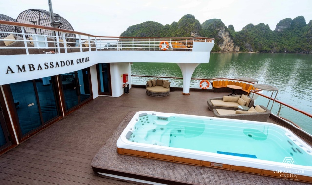 하노이/하롱베이 출발: 하롱베이 앰버서더 크루즈 투어