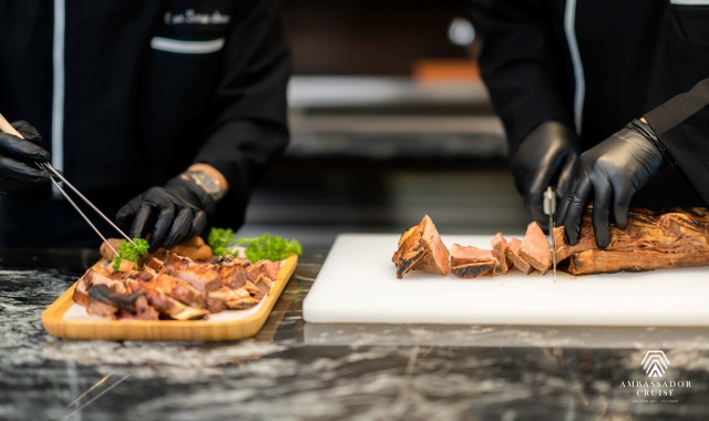 하노이/하롱베이 출발: 하롱베이 앰버서더 크루즈 투어