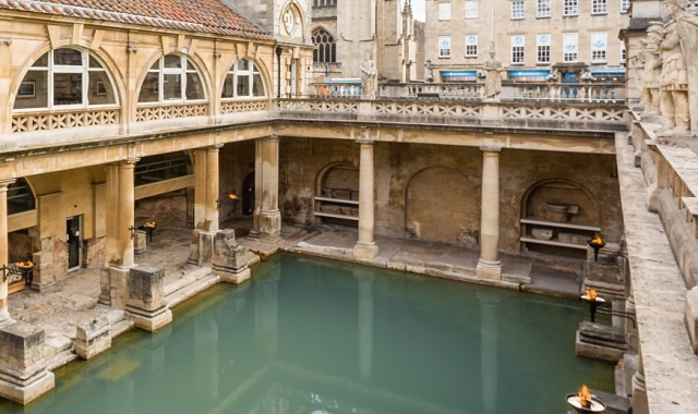 Stonehenge & Bath Private Tour from London