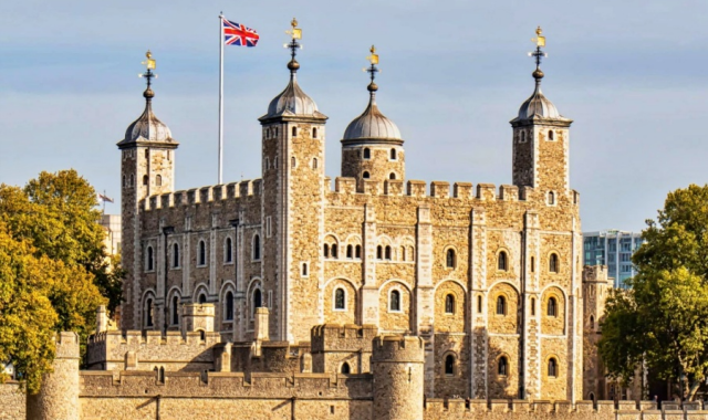 Private Historical Tour of the Tower of London and Tower Bridge