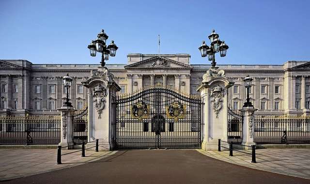 ロンドン・ホースガーズパレード＆ウェストミンスター＆ロンドン塔プライベートツアー