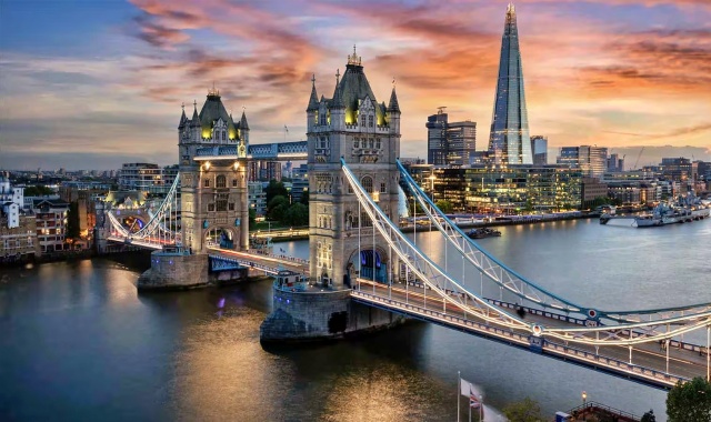 ロンドン・ブラックキャブプライベートツアー