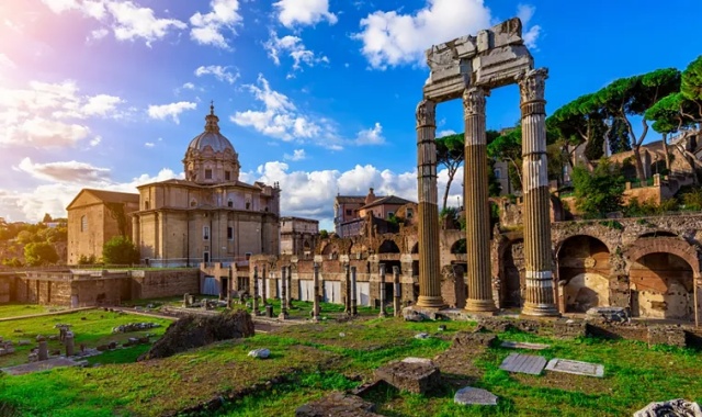 ローマ・コロッセオ＆バチカンプライベートツアー
