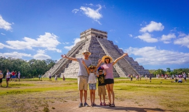 칸쿤 치첸잇사 & 익킬 세노떼 일일 투어 (한국인 가이드)