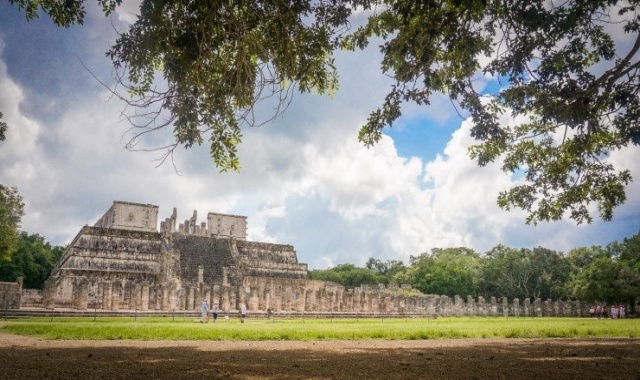 칸쿤 치첸잇사 & 세노떼 클래식 일일 투어 (숙소 픽업 & 샌딩 포함)