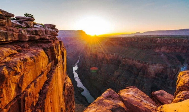 [마이투어스토리] [1박2일 / 호텔] 그랜드캐년 & 모뉴먼트 밸리 & 엔텔롭 캐년 + 파웰호수 투어