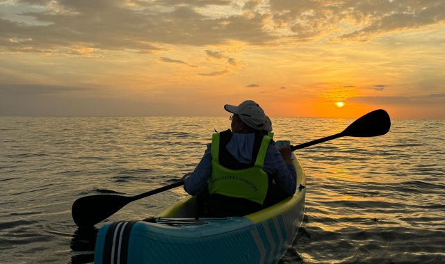 코타키나발루 탄중아루 비치 카약 체험 (WAUG Exclusive)