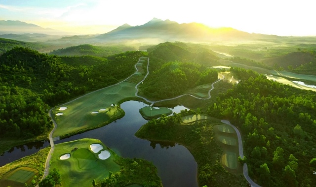 다낭 바나힐 골프 클럽 (18홀 그린피 + 카트피)