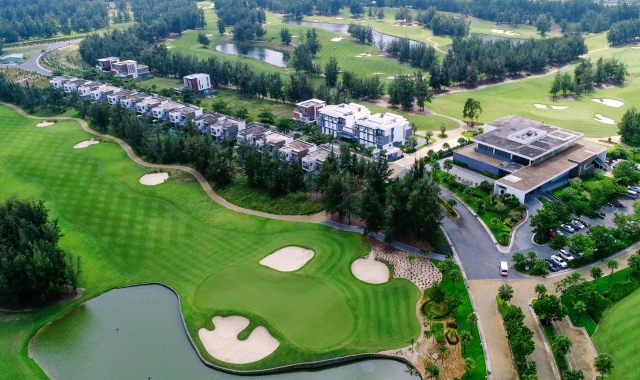 다낭 몽고메리 골프 클럽 (18홀 그린피 + 카트피)