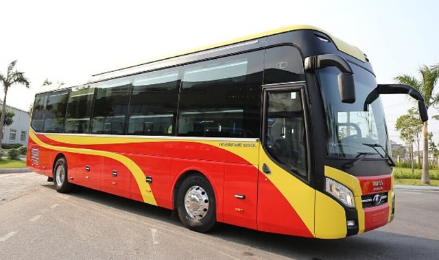 ニャチャン - ダナン - ホイアン寝台バスチケット(リムジンVIP車両)