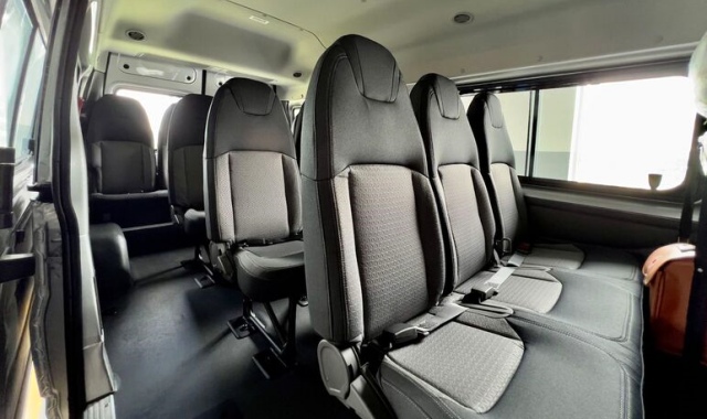 ダナン - ホイアン・16人乗りバスチケット