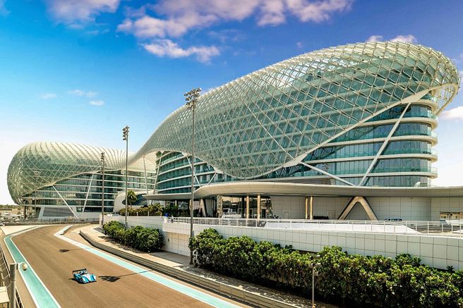 Abu Dhabi Yas Island 2 Park Pass