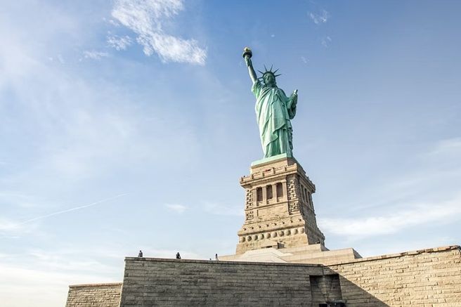 New York: Ellis & Liberty Island Round-Trip Ferry Ticket