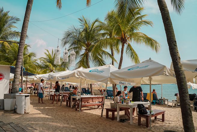 Coastes Beach Bar Singapore
