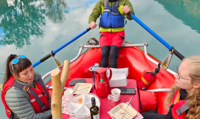 Interlaken: Lake Brienz Boat Tour (with Chocolate Fondue)