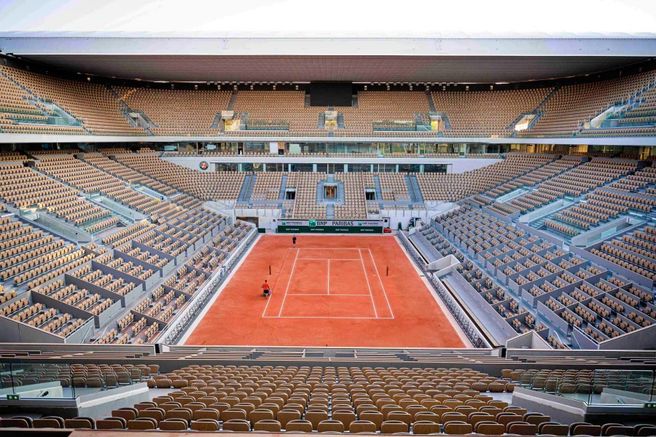 Paris: Roland-Garros Stadium Guided Backstage Tour
