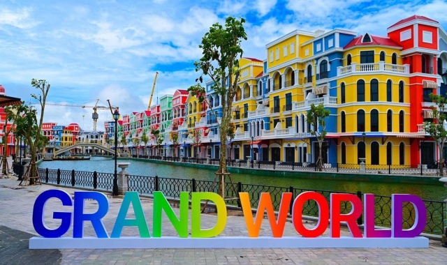 [피크타임] 푸꾸옥 그랜드월드 북부 나이트 투어 (마사지 포함)