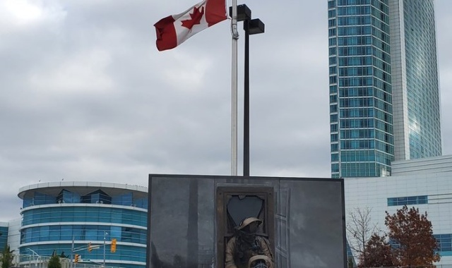 토론토 공항 - 윈저 한국인 미니밴 차량 이동 서비스