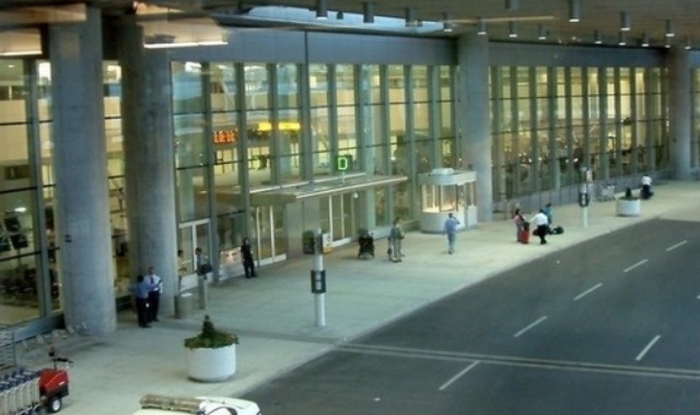 토론토 공항 - 윈저 한국인 미니밴 차량 이동 서비스