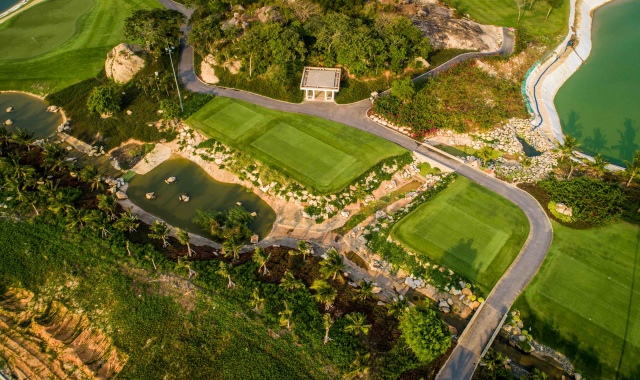 나트랑 KN 골프 클럽 - 18홀 라운딩 + 카트피