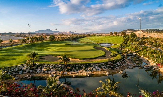 나트랑 KN 골프 클럽 - 18홀 라운딩 + 카트피