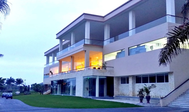 나트랑 다이아몬드베이 골프 앤 빌라스 - 18홀 라운딩 + 카트피