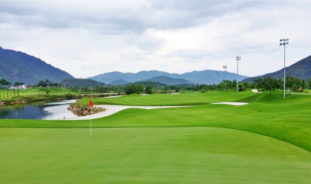 나트랑 다이아몬드베이 골프 앤 빌라스 - 18홀 라운딩 + 카트피