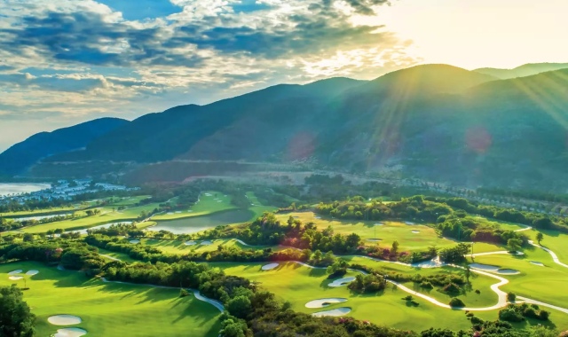 나트랑 빈펄 골프 클럽 - 18홀 라운딩 + 카트피