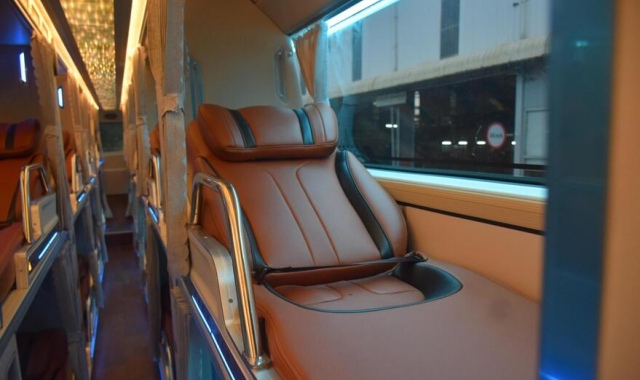 ホーチミン-ムイネー・リムジン寝台バスチケット