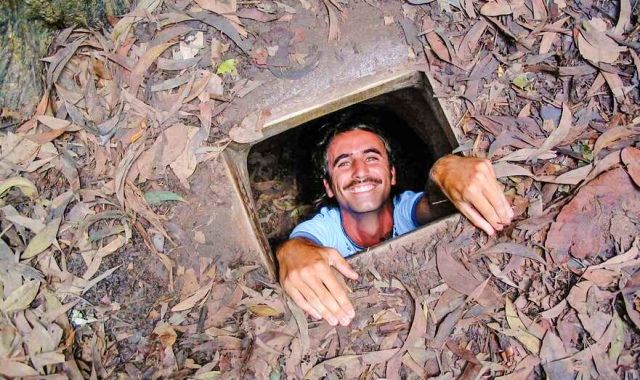 ホーチミン・クチトンネルツアー