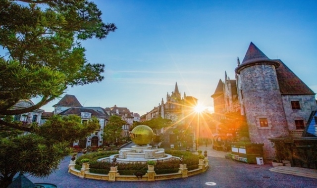 다낭 썬월드 바나힐 & 골든 브릿지 프라이빗 투어 (한국어 가이드)