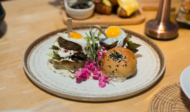 Pattaya Sea View Hotel Virgin Rooftop