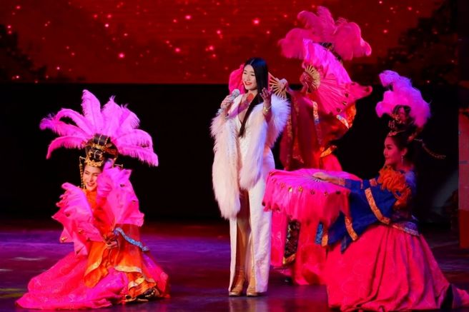 치앙마이 미라클 카바레 쇼 티켓