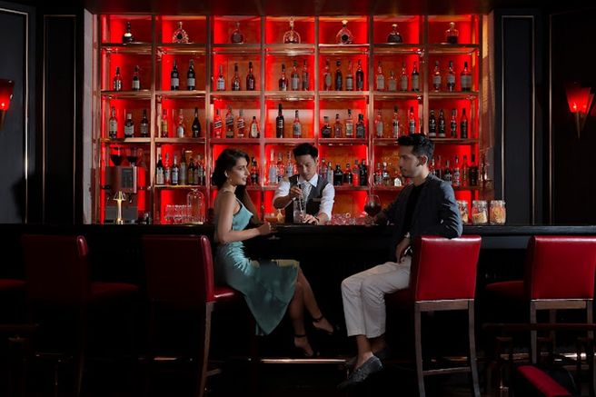 방콕 더 랜드마크 립 룸 & 바 스테이크 하우스 - 미쉐린 가이드