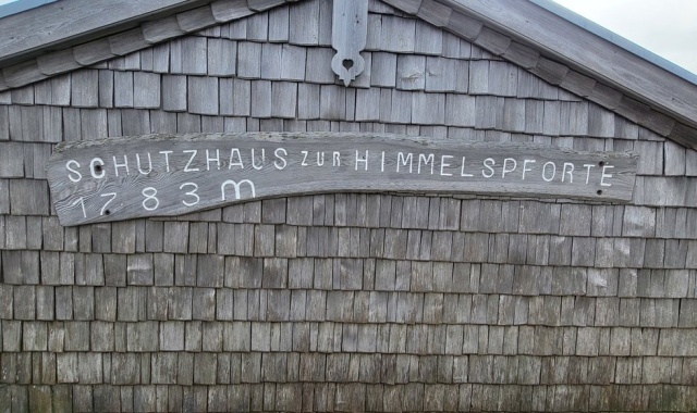 [해피트립] [1박2일] 프라하에서 체스키 크룸로프 - 샤프베르크 - 할슈타트 - 잘츠부르크 도착 투어