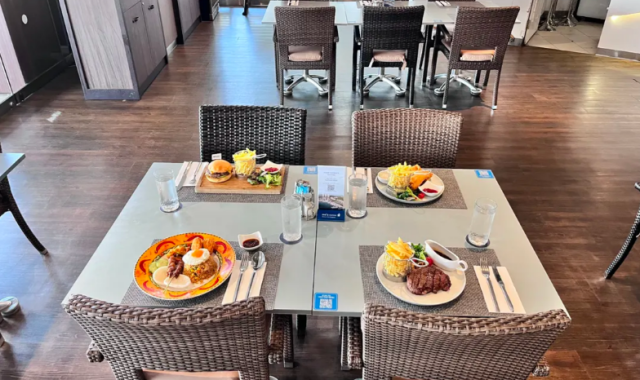 싱가포르 스피드 보트 투어 (식사 포함)